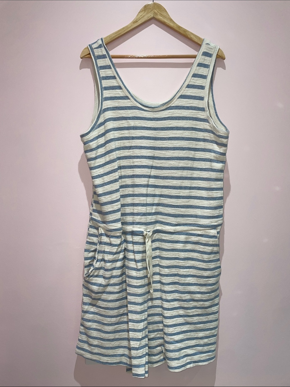 Old Navy Blue and Cream Striped Sleeveless Knit Top